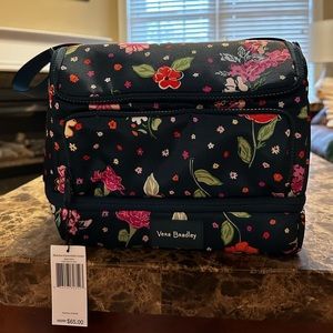 Vera Bradley Reactive Lunchbox